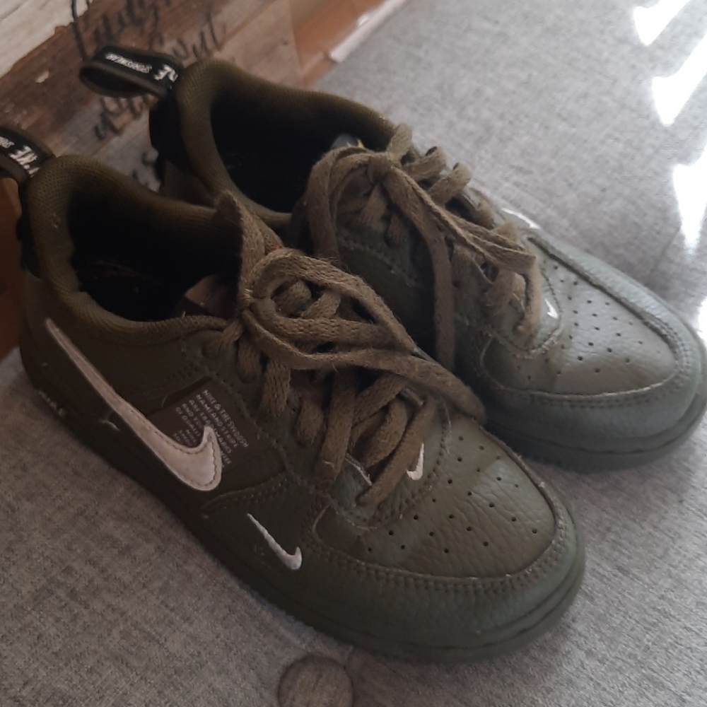 Kids Army Green Nike Sneakers